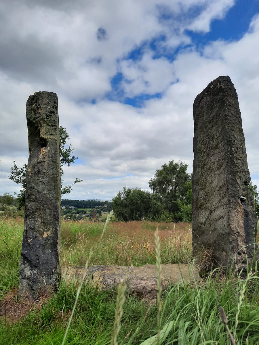 Once again we've not had to #venture far from #home to enjoy a #fabulous #walk & #amazingscenery.#Calderdale really is #stunning! #blueskies #hometurf #Stainland #Greetland #WestVale #reachingviews #clouds #publicfootpaths #outwiththeteenagers #screenfree #Godsowncounty #memories