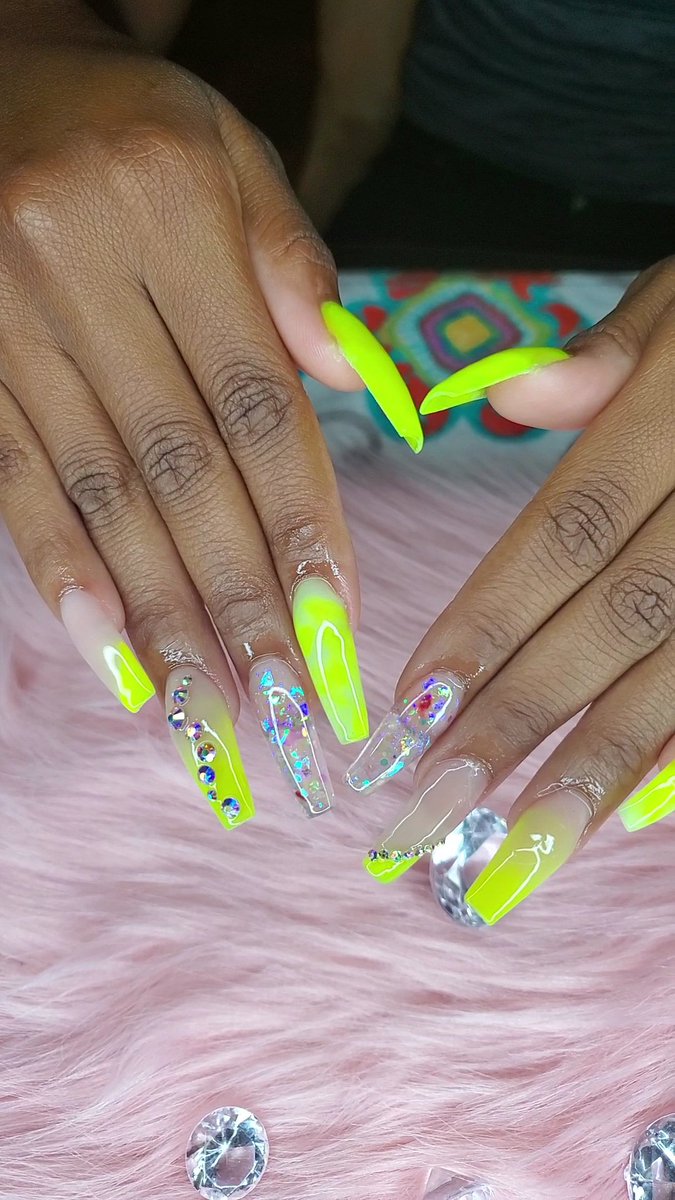 PinkTipz's tweet photo. #pinktipz #tampanailtech #tampanails #813nails #727nails #tampatalent #stpetenails #clearwaternails #brandonnailtech #brandonnails #blackgirlsdonails #blacknailtech #girlceo #homenailtech #freestylenails https://t.co/7ygg7fCjKY