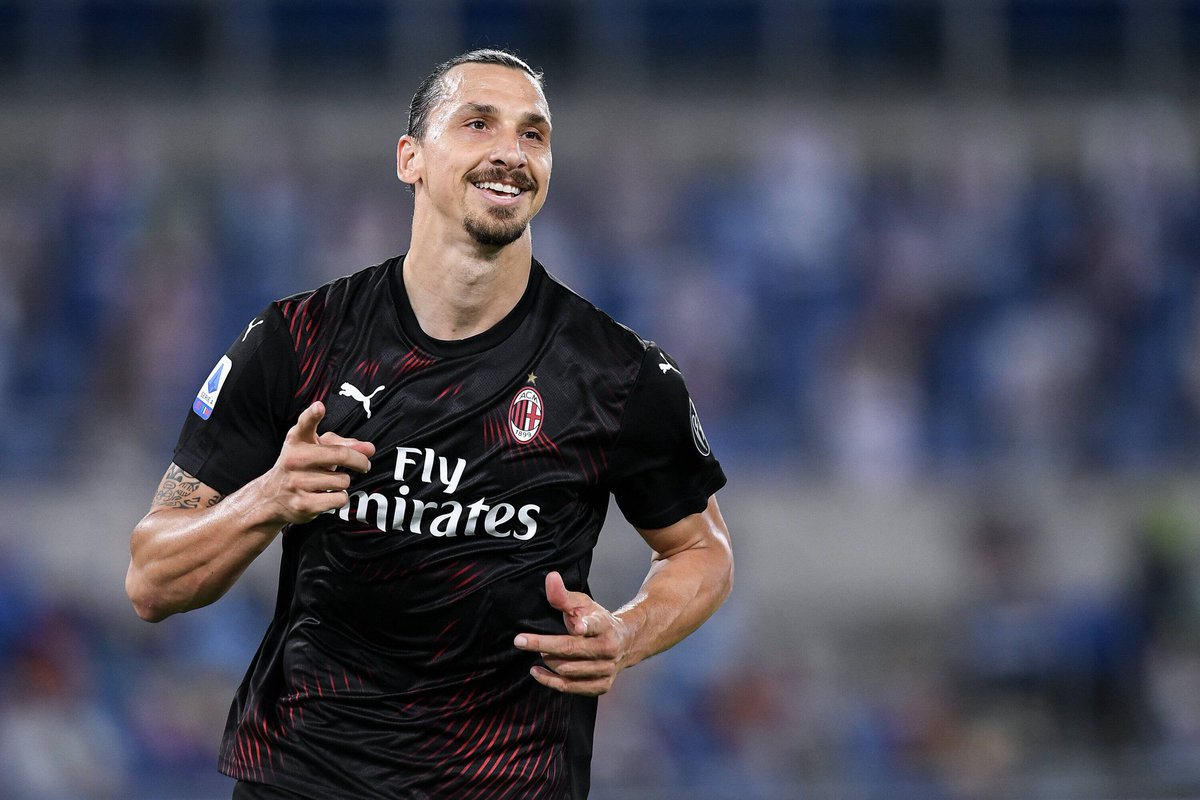 viciadofuteboll's tweet photo. Zlatan Ibrahimovic
2 gols
1 assistência 
38 anos https://t.co/XEWfYa74R4