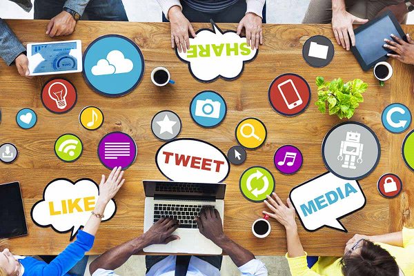SocialMedia883's tweet photo. With over millions of mobile apps already crowding app stores, yours need to stand out. Otherwise, it is as good as non-existent. This is why, app marketing pre and post launch plays such a significant role. Not only you need to build audience for your  https://t.co/LNh0WM99ny https://t.co/ijE7FAaOhV