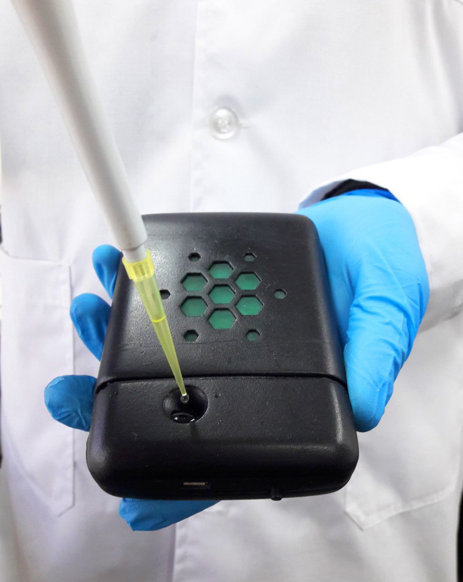 Gisens Biotech (@gisensb) on Twitter photo Presentamos en sociedad, y oficialmente, a Zaphyrus W10. Zaphyrus representa la primer mini-estacion portatil, e inalambrica, para la medicion de biosensores basados en nanomateriales semiconductores de alta precision <a href="/softmatterlab/">SoftMatterLab</a> <a href="/unlp/">UNLP</a> <a href="/minervaunlp/">Minerva UNLP</a> <a href="/ITBA/">ITBA</a> <a href="/nano_fan/">Fundación Argentina de Nanotecnología</a> Presentamos en sociedad, y oficialmente, a Zaphyrus W10. Zaphyrus representa la primer mini-estacion portatil, e inalambrica, para la medicion de biosensores basados en nanomateriales semiconductores de alta precision <a href="/softmatterlab/">SoftMatterLab</a> <a href="/unlp/">UNLP</a> <a href="/minervaunlp/">Minerva UNLP</a> <a href="/ITBA/">ITBA</a> <a href="/nano_fan/">Fundación Argentina de Nanotecnología</a>