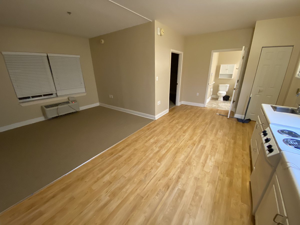 I’m not a floor installer, I’m a hustler. Just so happens I know how to install floors #SomethingLite #quickmoney