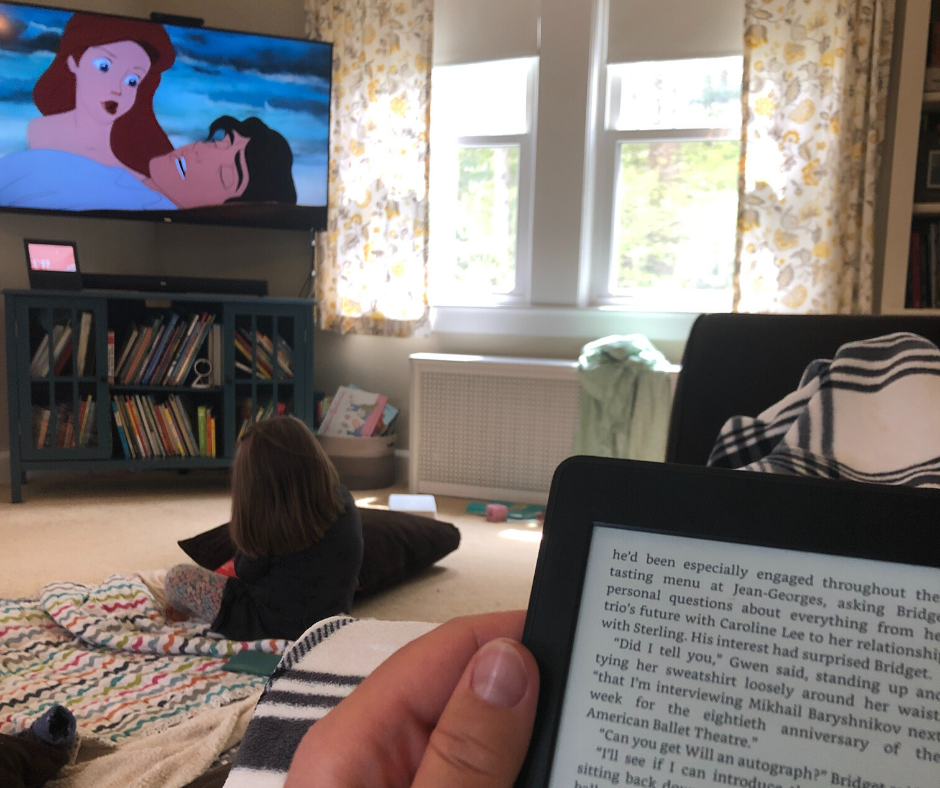 ABookishHome's tweet photo. Best way to spend nap time. #bookworm #introverttime https://t.co/bk7b6kDyse
