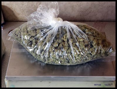 USBPChiefYUM's tweet photo. #YumaSector #USBP agents arrest Tucson man with marijuana, drug paraphernalia, cash, and a firearm at the Interstate 8 #ImmigrationCheckpoint. Details: https://t.co/O4Zlz2Hl6P @CBP https://t.co/rdCaKj5frD