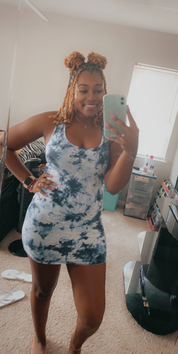 raviefbabyy's tweet photo. #myhairis thick, beautiful, & mine! No matter what color it is, if its loc’d, or whether I shave it all off, I’ll still love it & do whatever makes me happy to it regardless of how anyone feels about it & you should too! Love your hair & everything about what makes you you🧡✨ https://t.co/SXZR8J0yrP