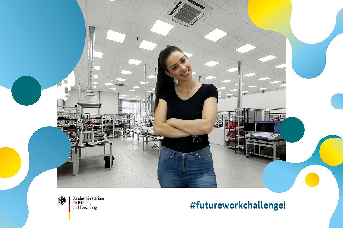 experiminta_ffm's tweet photo. Ab morgen und bis Sonntag könnt ihr bei uns mit Hilfe der #Fotobox des @BMBF_Bund an der #futureworkchallenge teilnehmen. Mit digitalen Requisiten und #AugmentedReality könnt ihr darin euren Beruf der Zukunft darstellen. Es gibt bei der Challenge übrigens auch was zu gewinnen. 😉 https://t.co/Mpt2NjyPai