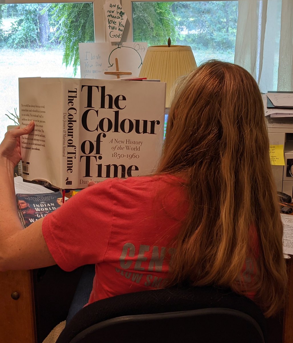 kinghistorycchs's tweet photo. Guess who I am sharing w my digital learners @marinamaral2 โ
#flipteacher #historyeducation
#TheColourofTime ๐ https://t.co/WbFVKHpxsm