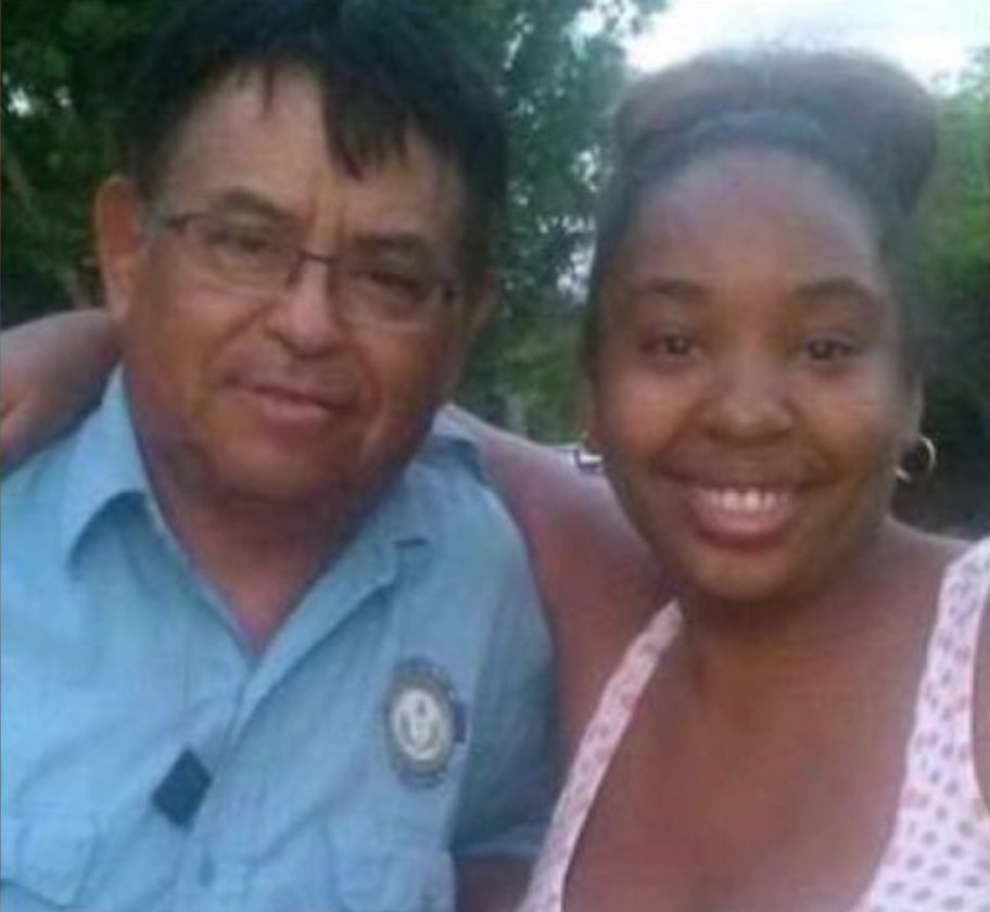 dead high school custodianRamon Morales, 64, from Bradenton  #Florida died from  #COVID. He wore a mask everywhere. He worked 80 hrs/wk between a custodian at Manatee HS for 15yrs & the late shift  @Applebees in Ellenton for 17yrs.  @GovRonDeSantis  https://www.wfla.com/community/health/coronavirus/longtime-manatee-high-school-custodian-dies-from-covid-19-complications/