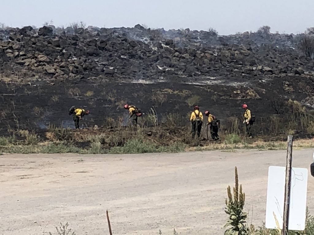 's tweet image. NEWS10 FIRST ALERT FIRE: the Caldwell Fire is now 75,567 acres with 40% containment. There is a red flag warning in affect for this area, and crews say they’re preparing for the possibility of new starts. These crews are mopping up the fire in front of the Lava Beds.