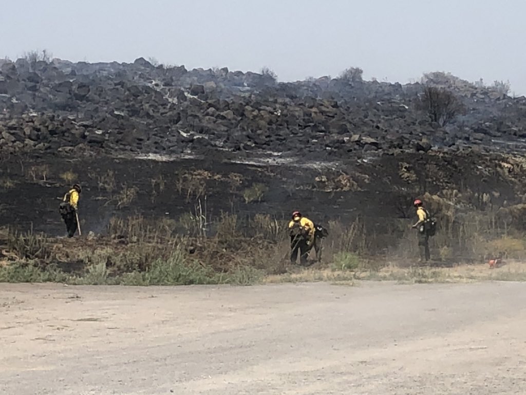 's tweet image. NEWS10 FIRST ALERT FIRE: the Caldwell Fire is now 75,567 acres with 40% containment. There is a red flag warning in affect for this area, and crews say they’re preparing for the possibility of new starts. These crews are mopping up the fire in front of the Lava Beds.
