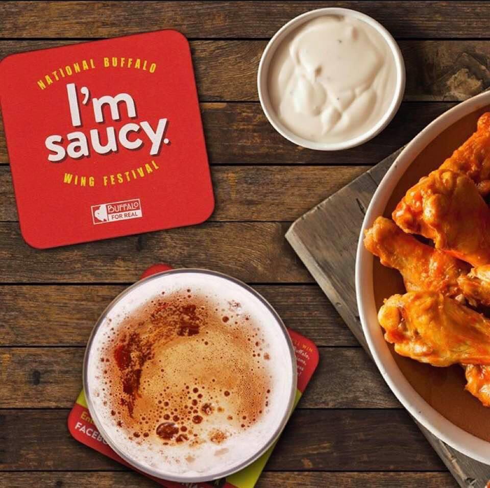 bevcoasters's tweet photo. Being in #Buffalo we’d be remiss if we didn’t post anything today about #NationalChickenWingDay! Enjoy everybody & screw it throw in a beer too, it’s hump day! 🍻 🍗
#katzamericas #coasters #beveragecoasters #ChickenWingDay #winglovers #buffalove #wingfest #buffalowings #beer https://t.co/ijGMb5rJAq
