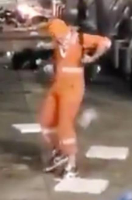 ADDENDUM:I just realized that he dropped one of his gloves and didn't notice it.Cops can do A LOT with gloves, especially work gloves.My guess is they rolled up a whole cell, thanks to him.