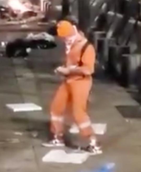 ADDENDUM:I just realized that he dropped one of his gloves and didn't notice it.Cops can do A LOT with gloves, especially work gloves.My guess is they rolled up a whole cell, thanks to him.