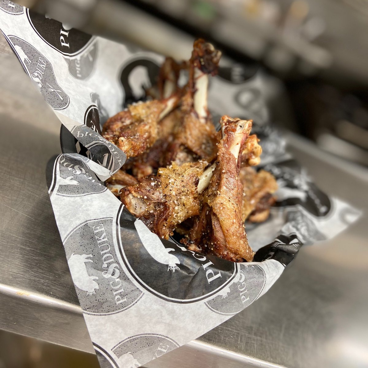 Dan McLeod tweet media