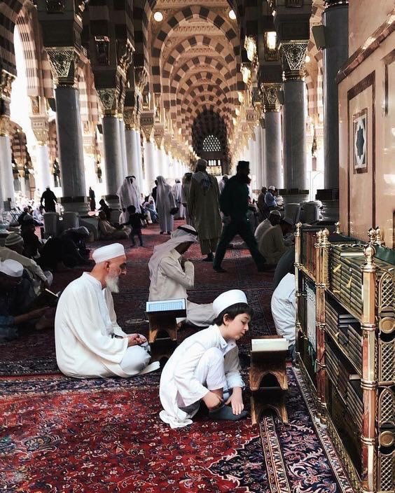 أفضل الذكر في يوم عرفة :

"لا إله إلا الله ، وحده لا شريك له ، له الملك وله الحمد ، وهو على كل شيء قدير" . 
#يوم_عرفة