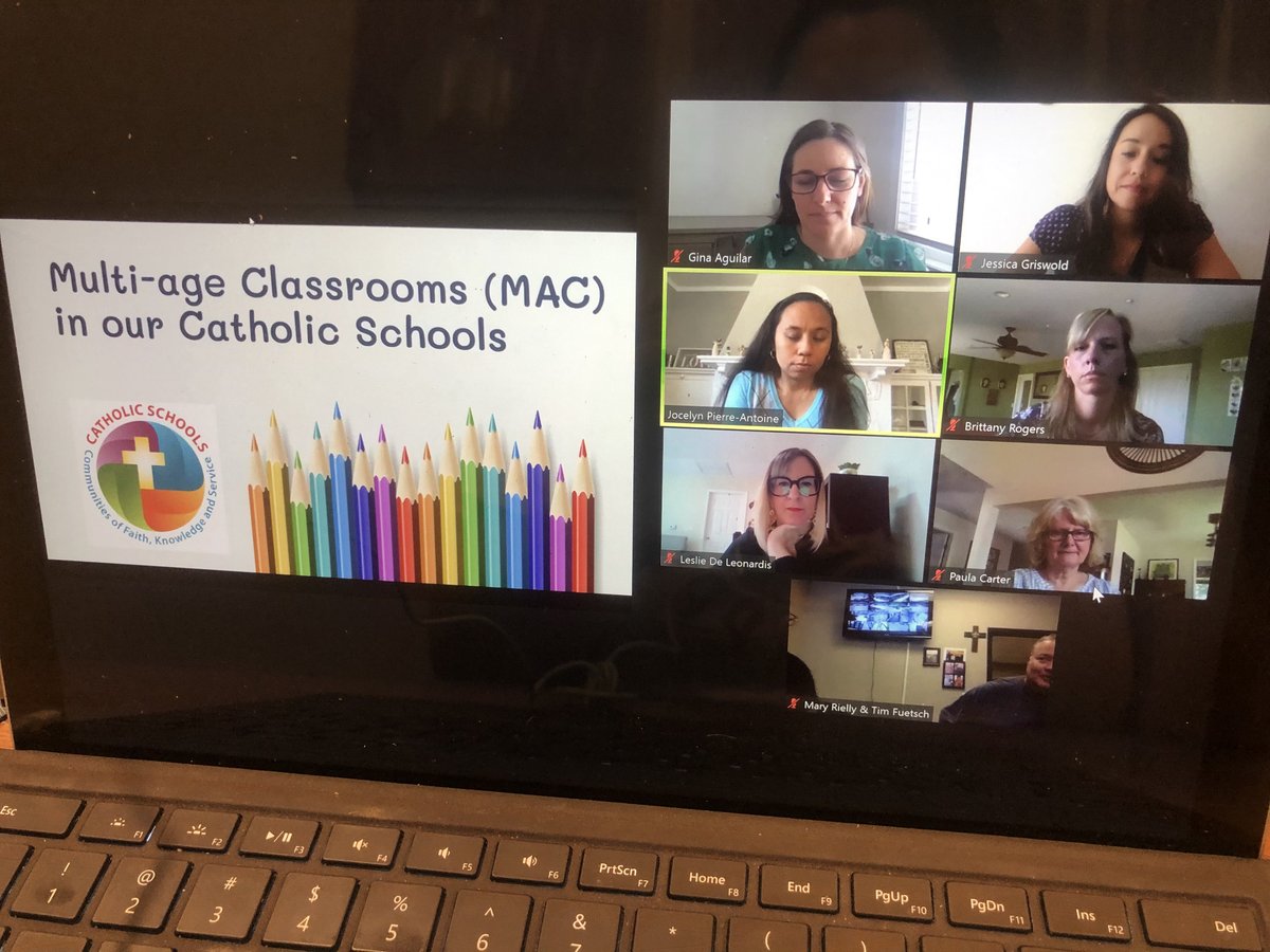SRBburbschool's tweet image. The teachers attended an awesome workshop today. A special thank you to the great presenters. #multiagelearning #alwayslearning #pd #catholicschool