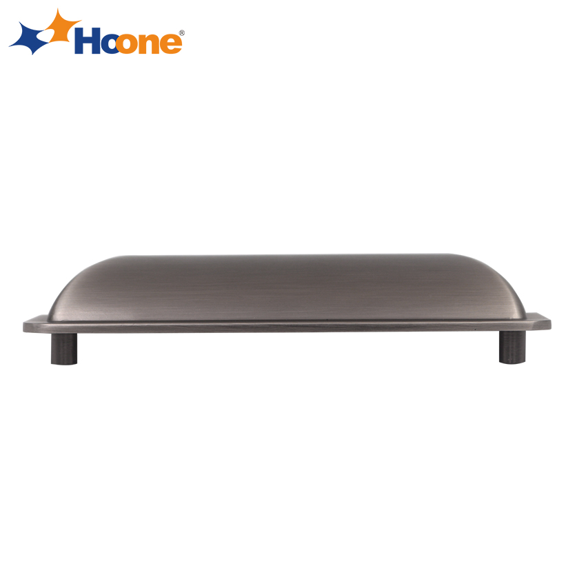 HooneHardware's tweet image. Hoone Furniture Handle A5014L

Material: Zinc
Pitch-row: 119mm
Length: 127mm
Weight: 73g
Width: 32mm

Email: genako@hoone.cn
Tel: +86-13602381453
More info: hoonehardware.com/products
#handlesandknobs
#pullhandledesign
#furniturehardware
#furniturehandle