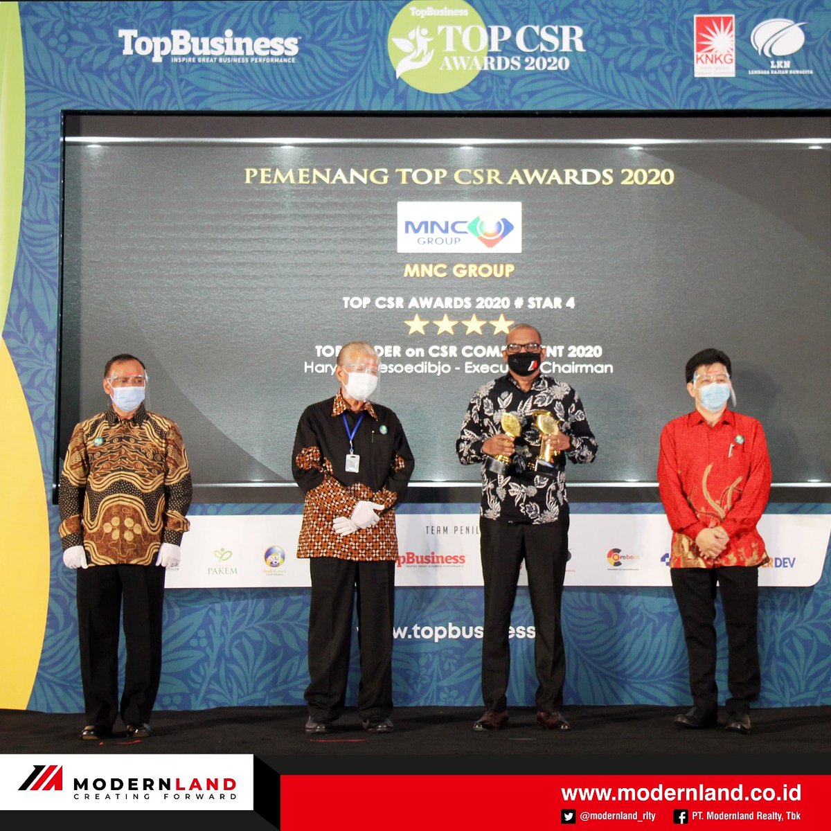 Modernland_Rlty's tweet photo. PT. Modernland Realty Tbk. meraih Penghargaan pada ajang TOP Corporate Social Responsibility (CSR) Award 2020 untuk kategori #Star 3. Penghargaan diselenggarakan oleh majalah TOP Business.
#TopCSRAwards2020 #ModernlandRealty #CreatingForward https://t.co/QLJ0kbHJEq