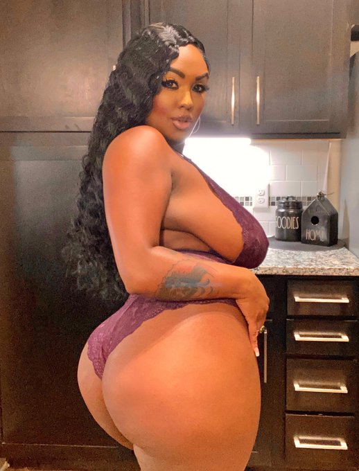 How&rsquo;s the view ? 👀💦😘 https://t.co/7JOFra1Jqo https://t.co/B7FF0DneCf<a href="/tag/wcw"class="tags"><span>#wcw</span></a><a href="/tag/blessed"class="tags"><span>#blessed</span></a><a href="/tag/chicago"class="tags"><span>#chicago</span></a><a href="/tag/illinois"class="tags"><span>#illinois</span></a>
