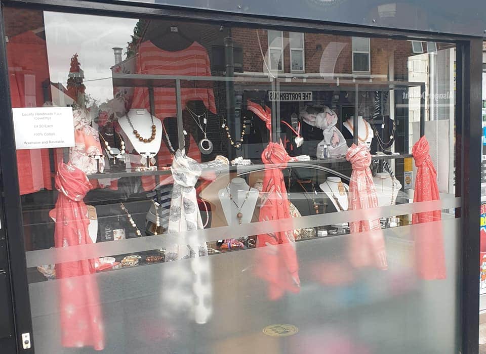BeadingAmazing's tweet photo. We are feeling the love for a "Coral Colour Scheme" in the window this week 😍
#BeadingAmazing
#Alsager
#ShopLocal
#Beading
#MakeYourOwn 
#HandmadeJewellery https://t.co/uVsc6MPnF5