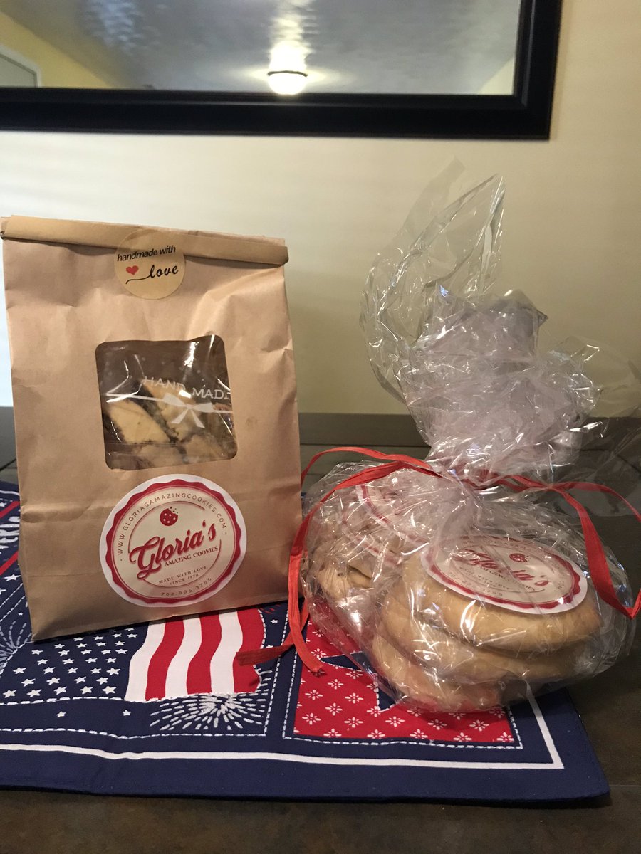 So excited for these bad boys! <a href="/lisavalastro4/">Lisa Valastro</a> <a href="/cucinagloria/">Gloria Belgiovine</a>