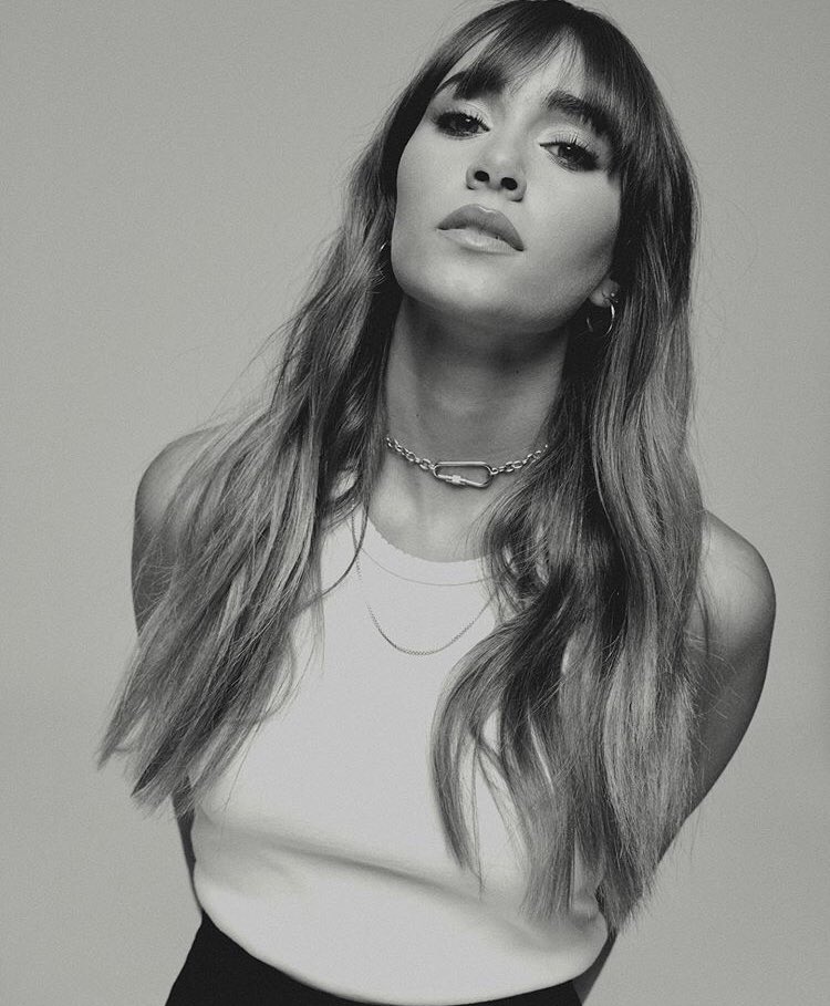srta_esee's tweet photo. 1 horita y 15 minutos, es fácil aguantar cuando nos espera algo muy especial, y es el tema de @Aitanax y @MoratBanda #masdeloqueaposte 💛 https://t.co/xla4j8mjWM