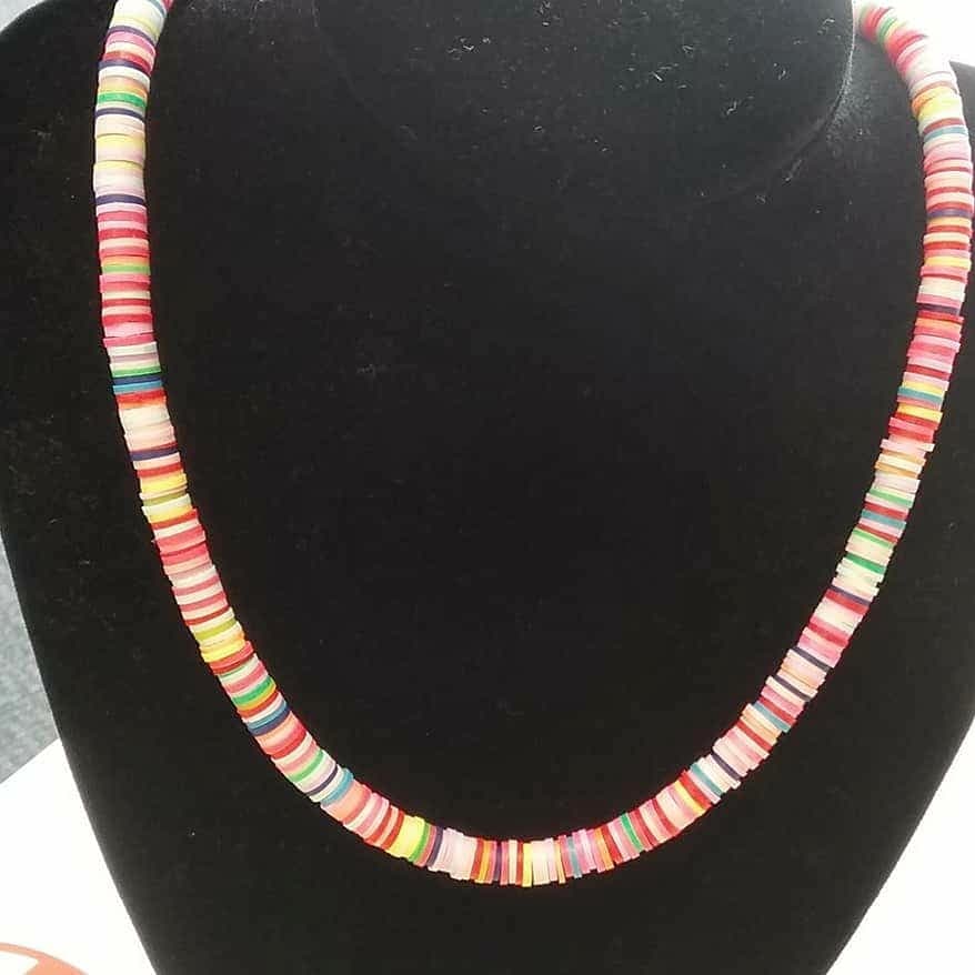 BeadingAmazing's tweet photo. New Jewellery available..
* Contemporary Flower Pendants - strung on Jersey Yarn finished with Ribbon Ends and Clasp
* Carved Wooden &amp; Oval Wooden Beads &amp; Carnelian Chips with Silver Spacer Bead Accents
* Polymer Clay Heishi Bead Necklace
DM for further information and to order. https://t.co/fujsk5IDnN