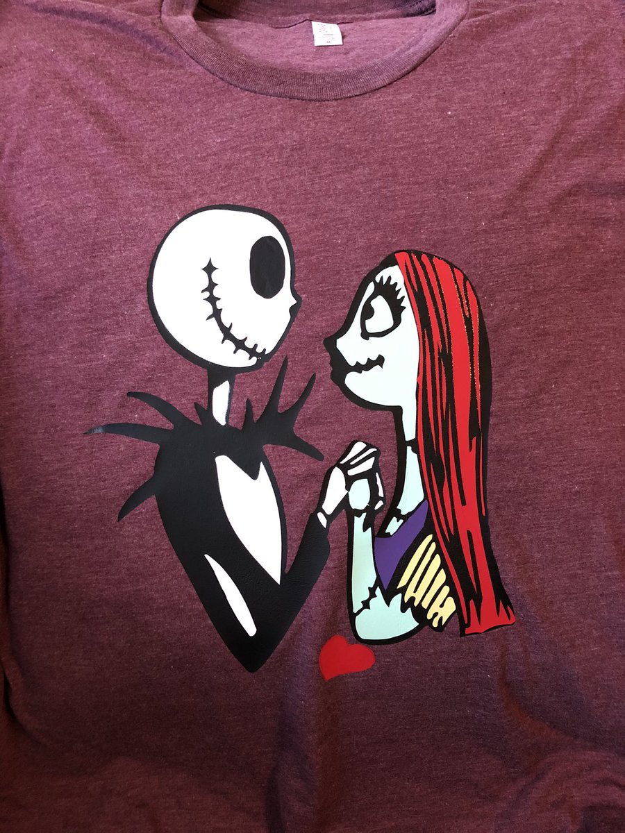 PaintsEOE's tweet photo. A shirt I made my daughter. https://t.co/edODlS0Ah3