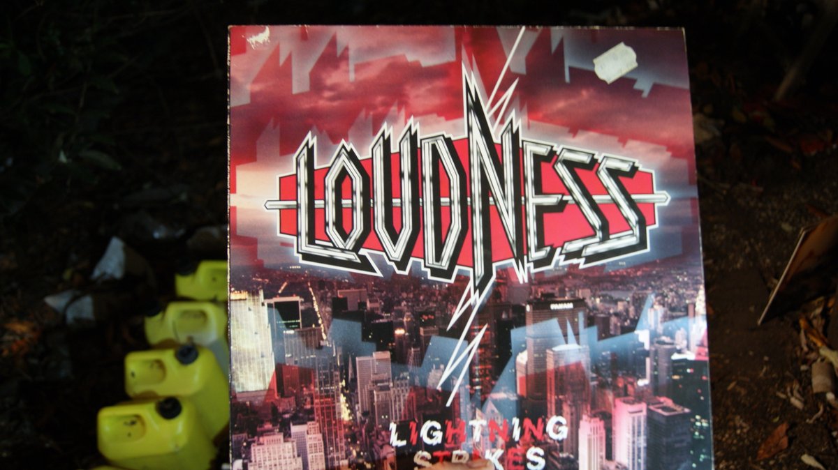 JanVervaeke1's tweet photo. @JanVervaeke1 / @michelserry87 ´s challenge 
100 albums uit het verre OOSTEN
Dag 76 : @LOUDNESS_INFO   1986 |#Osaka, #Japan)
LISTEN : https://t.co/sAFnpY4lku <----
READ : https://t.co/13A8IHYI1C
#HeavyMetal #asianchallenge https://t.co/ypYT7lNsVO