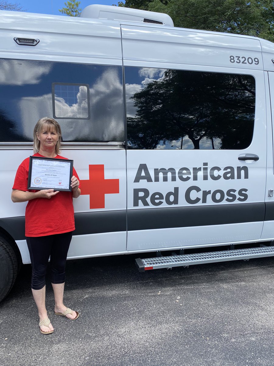 VolunteerGreenB's tweet photo. We're pleased to announce our second Seeds of Hope award recipient, Deb Harrington!  

The Seeds of Hope Awards are made possible by a generous gift from American National Bank.    

https://t.co/tcfYIcOPyX

#SeedsOfHopeAwards #CreatingStrongerCommunities #KeepOnWI https://t.co/vonnzMHZDU