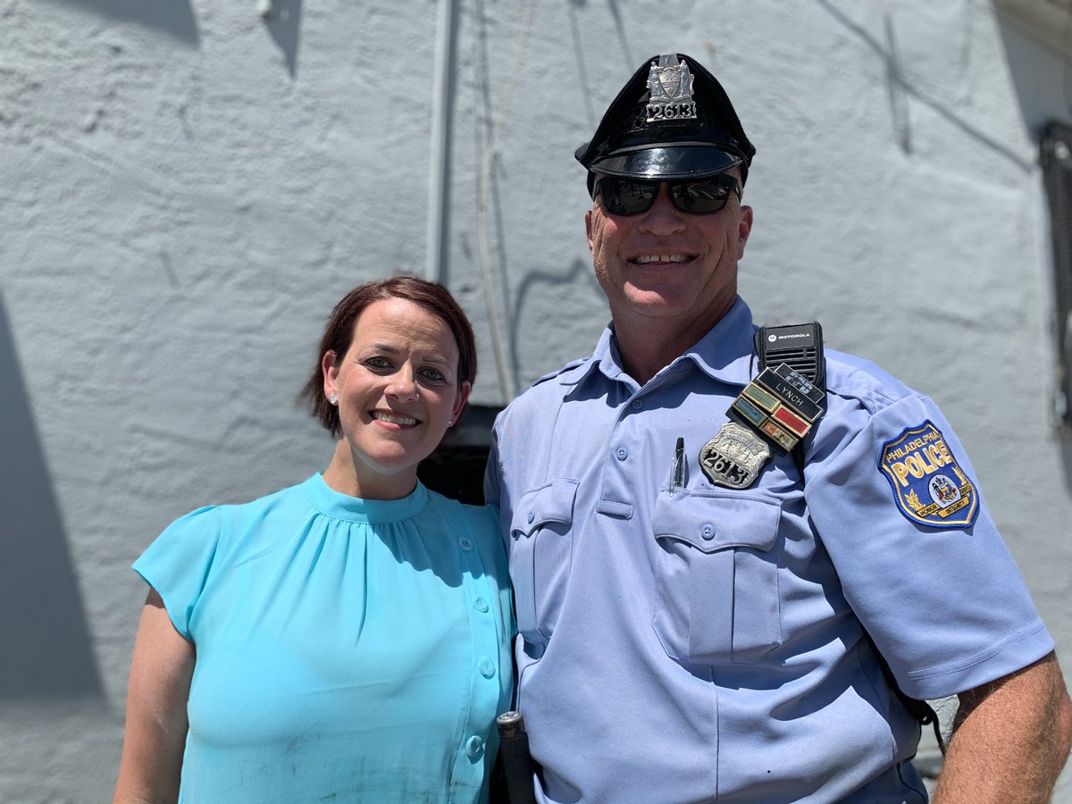 Beccah6abc's tweet photo. HOMETOWN HERO! Officer Francis Lynch witnessed 80 year old Maryalice McGrath hit by a truck in Port Richmond. When he couldn’t save her, he layed on the burning pavement with her for 30 min, to keep her as comfortable as possible as she passed. Thank you, Officer Lynch @6abc https://t.co/dB9PmMm8B8