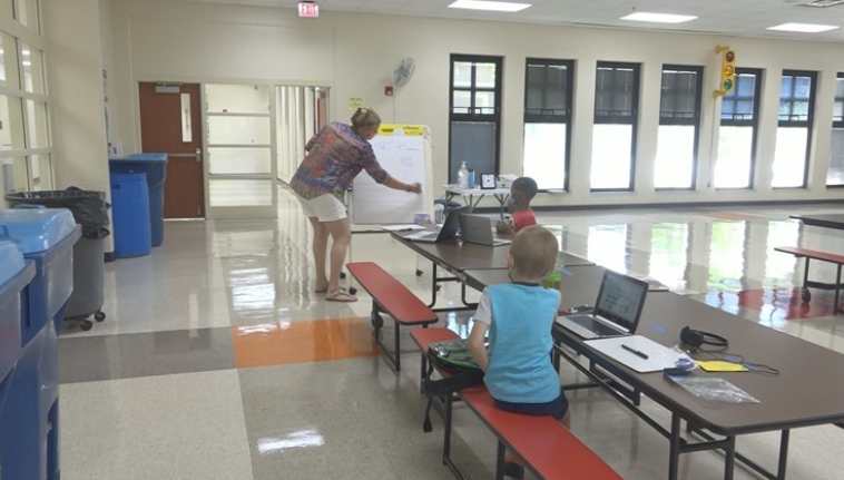 WTOL11Toledo's tweet photo. Summer Boost Program welcomes Maumee City School students back inside buildings -  https://t.co/0ZlGt0f7BK https://t.co/Ywvu7dBFbO