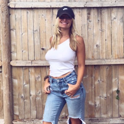 Kiley Farrell tweet media