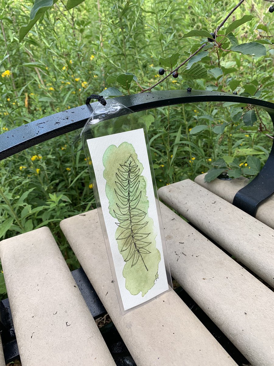 PaperRomance's tweet photo. #100bookmarks2020 Left this beauty behind in Springbank today for someone to find #ldnont #gooddeedsproject https://t.co/uzdVeHWG7n