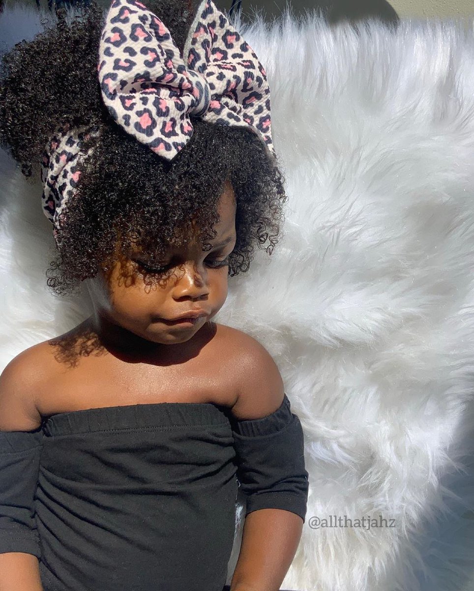 TiyTies's tweet photo. Big Hair + Big Bows
Name a better Combination...
I’ll wait ⏳... ��️ #repost @allthatjahz
.
😍 We are so in love with this curly cutie. She is so adorable 😍 #TiysTies https://t.co/LWzZYEokOH