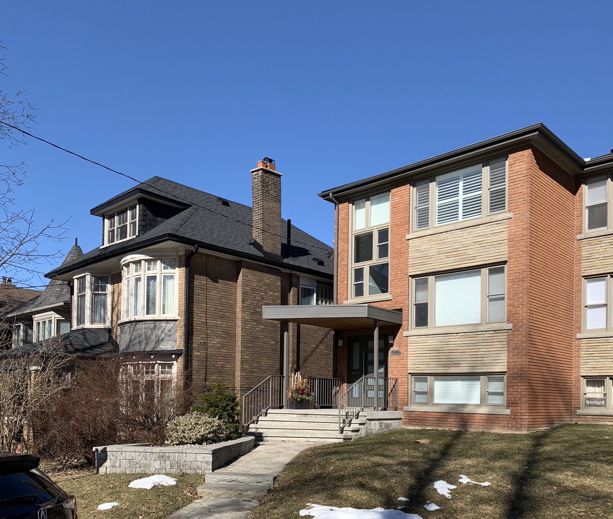 GreggLintern's tweet image. Expanding Housing Options in Neighbourhoods adopted by Toronto City Council endorsing a work plan that represents a generational opportunity to evolve low rise neighbourhoods as more inclusive places for people to call home ⁦@CityPlanTO⁩