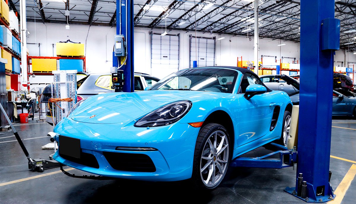 _SterlingCC's tweet photo. Miami Blue Porsche Boxter 💎💥 As a certified Porsche Facility, we ensure the 718 era stays where it belongs, the road. 

#Porsche #porscheboxter #boxter #Porsche2020  #718Boxter #porschenews #sportscars #suv  #car #cars #instacar #porschelife #porschepassion https://t.co/uZeMRczh9C