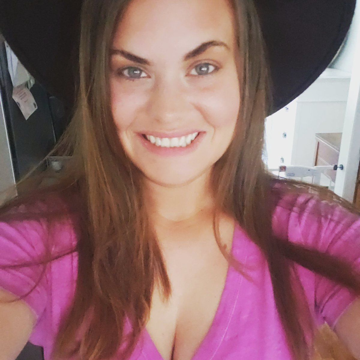 It's 8 p.m. on a Wednesday night!! I've got my thinking, blogging, hat on Getting ready to rip apart my towel closet!!! #Organize, Organize, Organize!! Follow us on Pinterest!