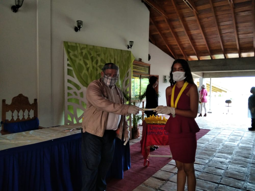 jlberroteran's tweet photo. Felicitaciones a todos los profesionales egresados hoy de la Unerg. Las puestas de nuestra Alma Mater seguirán abiertas para que continúen especializándose. ¡Unerg formando profesionales dignos para la patria!
@NicolasMaduro 
@drodriven2 
@psuvaristobulo https://t.co/zd5x42p387