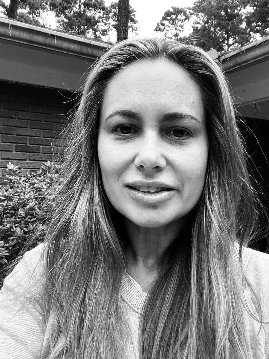 SavannahElle's tweet photo. #challengeaccepted This is how I look most mornings. Did I brush my hair? Maybe. Awake? Questionable. Makeup? Nope. Maskacne? ✅ Being a woman and a mother in a pandemic isn’t easy. We need to support each other to get through this. #womenempoweringwomen #maskacne #over40 #COVID https://t.co/PSzZOFEYy6