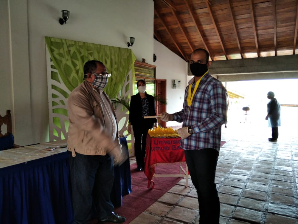 jlberroteran's tweet photo. #29deJul Unerg hizo entrega de títulos profesionales de TSU en Fisioterapia, Nutrición y Dietética, Optometría y Óptica. Radiodiagnóstico,  a través de Secretaria.
@NicolasMaduro 
@drodriven2 
@arbolve https://t.co/3VQZ0cHxPA