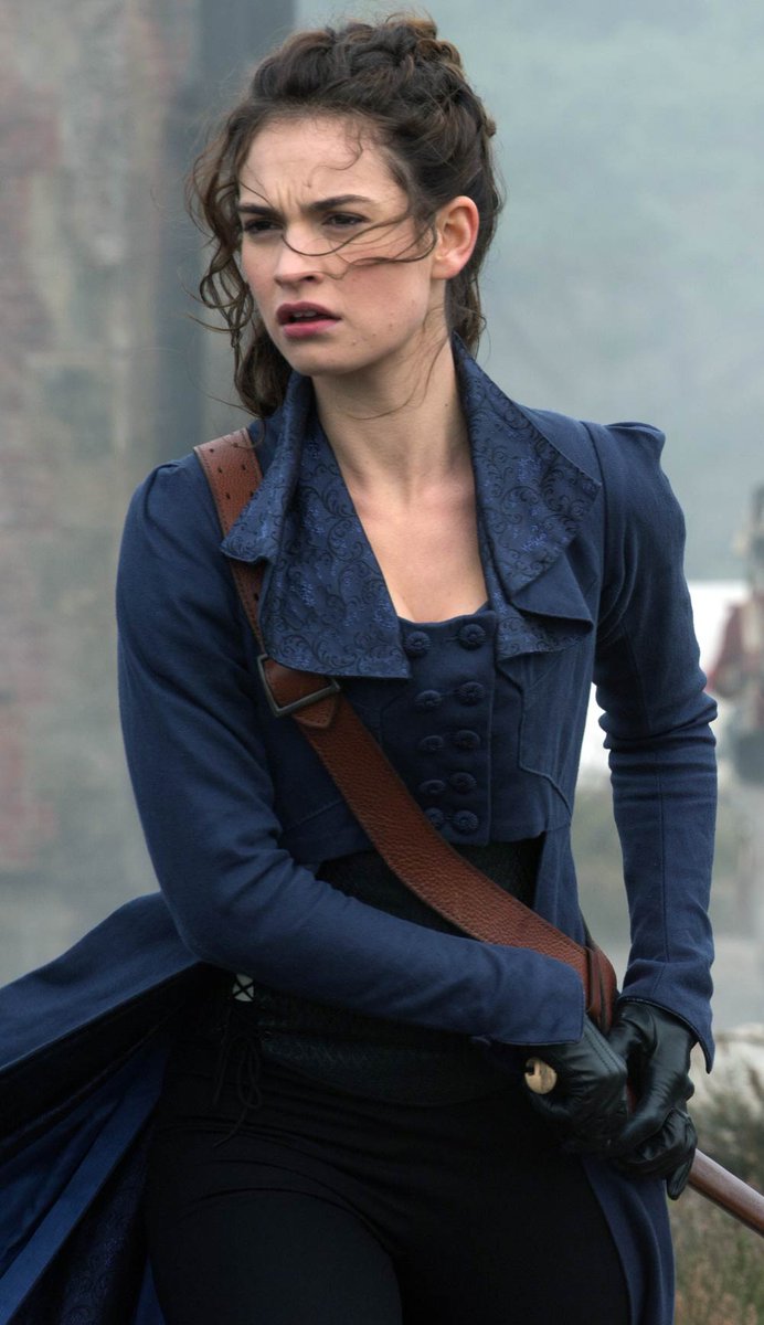 NataliDenis2's tweet photo. hace un par de días atrás volví a ver la película orgullo prejuicio y zombies, y recordé lo tanto que quería dibujar a la actriz que interpreta a elizabeth (Lily James) 
y ahora tengo que asumir que no se parece en lo mas mínimo. https://t.co/W8eGfwyj8y