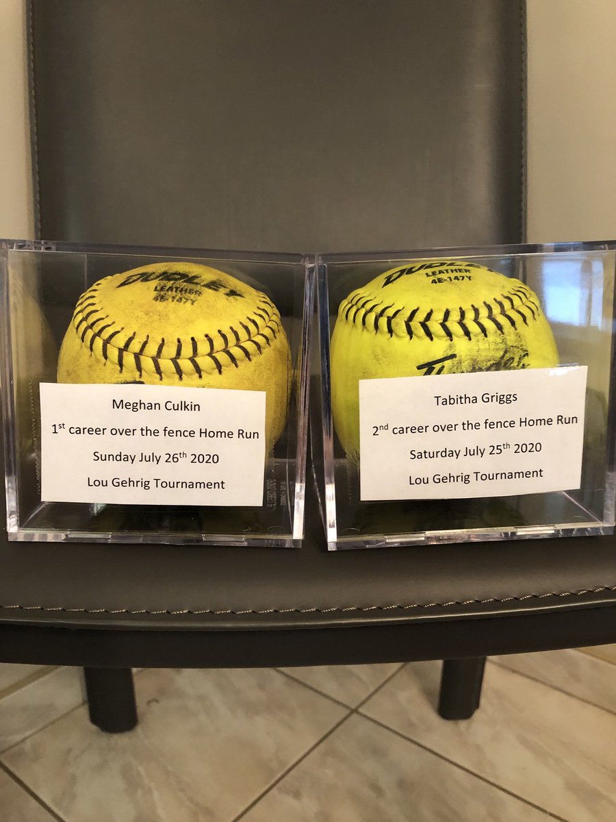 2 of my Avalanche girls dropped some bombs 💣 this past weekend #Avalanchesoftball