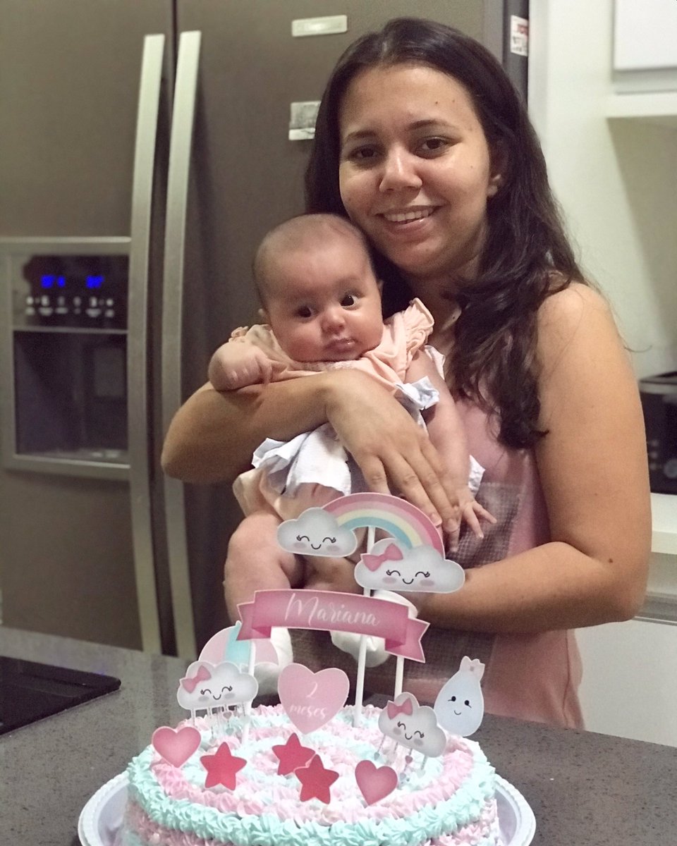 GabizLima's tweet photo. Mesversário da Mariana 💖 #AmorDaTitia #TiaGabi #AuntieGabi https://t.co/HbynhBOMO0