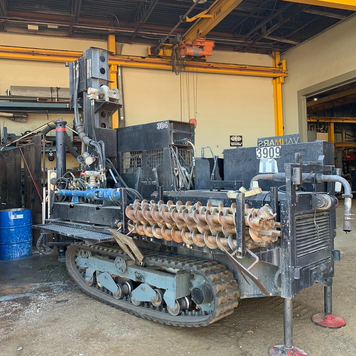 VanMarsDrilling's tweet photo. Access issues? No problem! 

At Vanmars we have a fleet of capable drills in all sizes to meet any project requirements. Give us a call to see how we can help you with your #geotechnicaldrilling #environmentaldrilling programs.

https://t.co/lhjo0VMzmF 
#vanmarsdrilling https://t.co/LOWhSdikeh