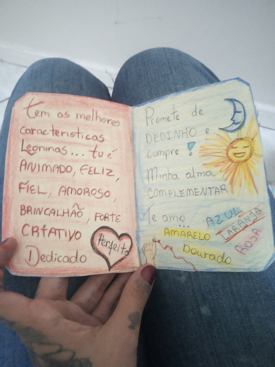 santa_profana's tweet photo. Só falta melhorar a caligrafia mas tô amando fazer cartãozinho. Antes eu comprava pra presentear meus xuxus, agora vou só fazer msm https://t.co/XCbnL4bYCM