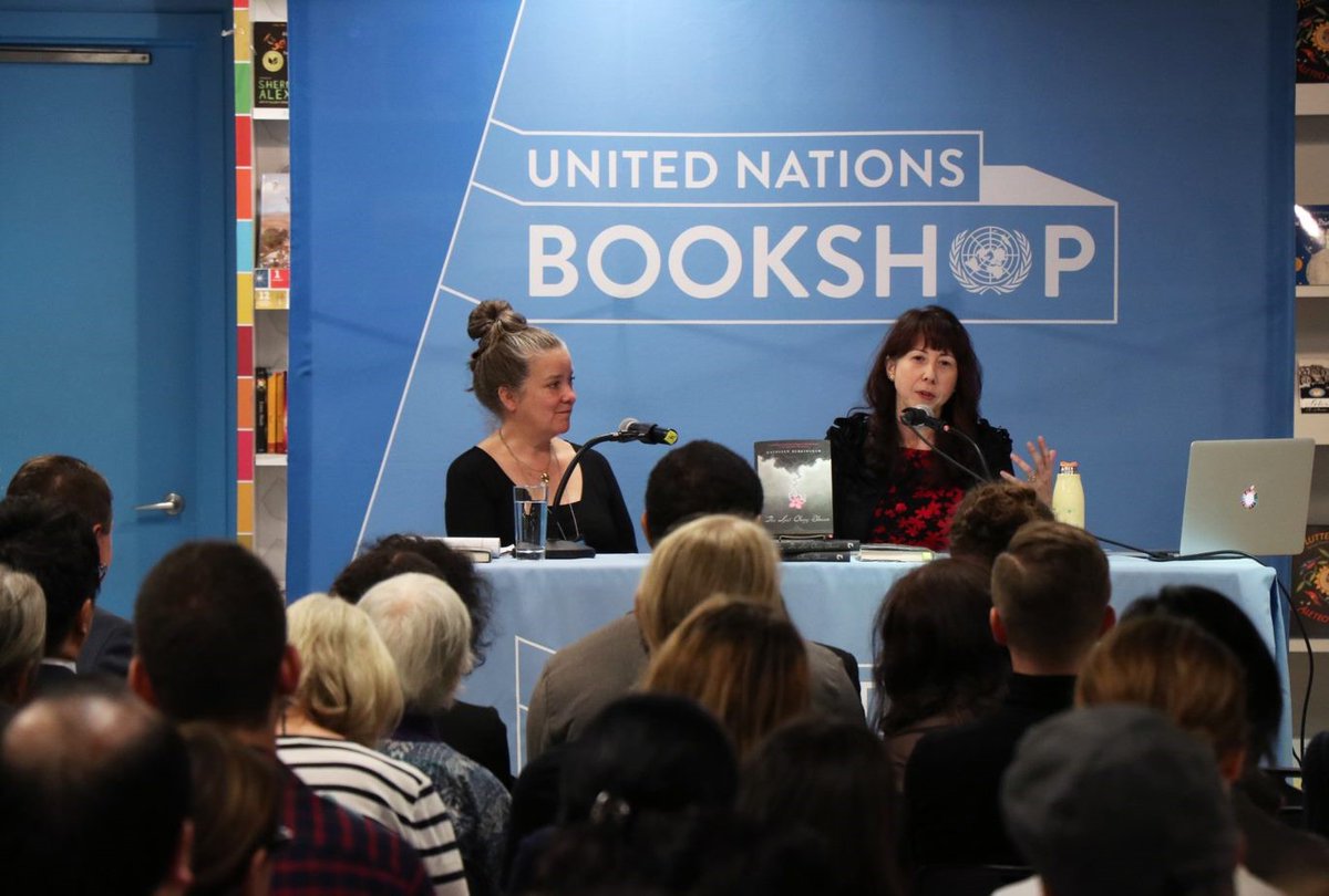 Last year, @UN_Disarmament & @unpublications hosted @klburkinshaw1 at #UNBookshop to discuss her novel, The Last Cherry Blossom, which sheds light on the experience of war in #Hiroshima. 75 years on from the atomic bombings, watch the conversation 👉bit.ly/2CsJgP6