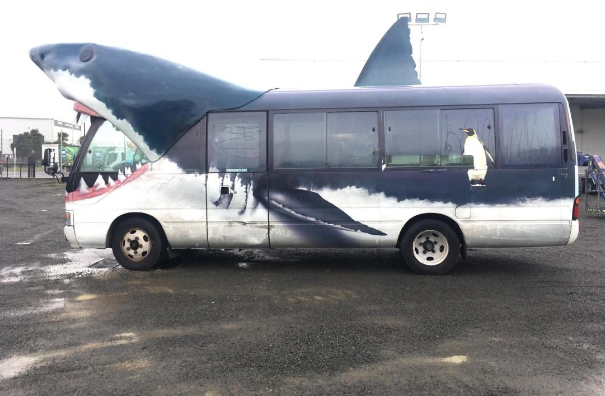000_three's tweet photo. this thing is famous in #Auckland
&amp; it is for sale on #TradeMe
#KellyTarltons
https://t.co/eltvKnndOc https://t.co/ZEcQTnpDJo