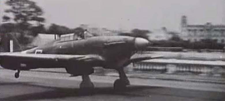 Mission ‘Over The Hump’ included efforts where bombers with weapons & oil as supplies used to take off from Asansol & Panagarh & fly over the Himalayas all the way to Kunming in  #China !!It was during this mission that Red Road was used as runway(2/6) @Abhinandan1234