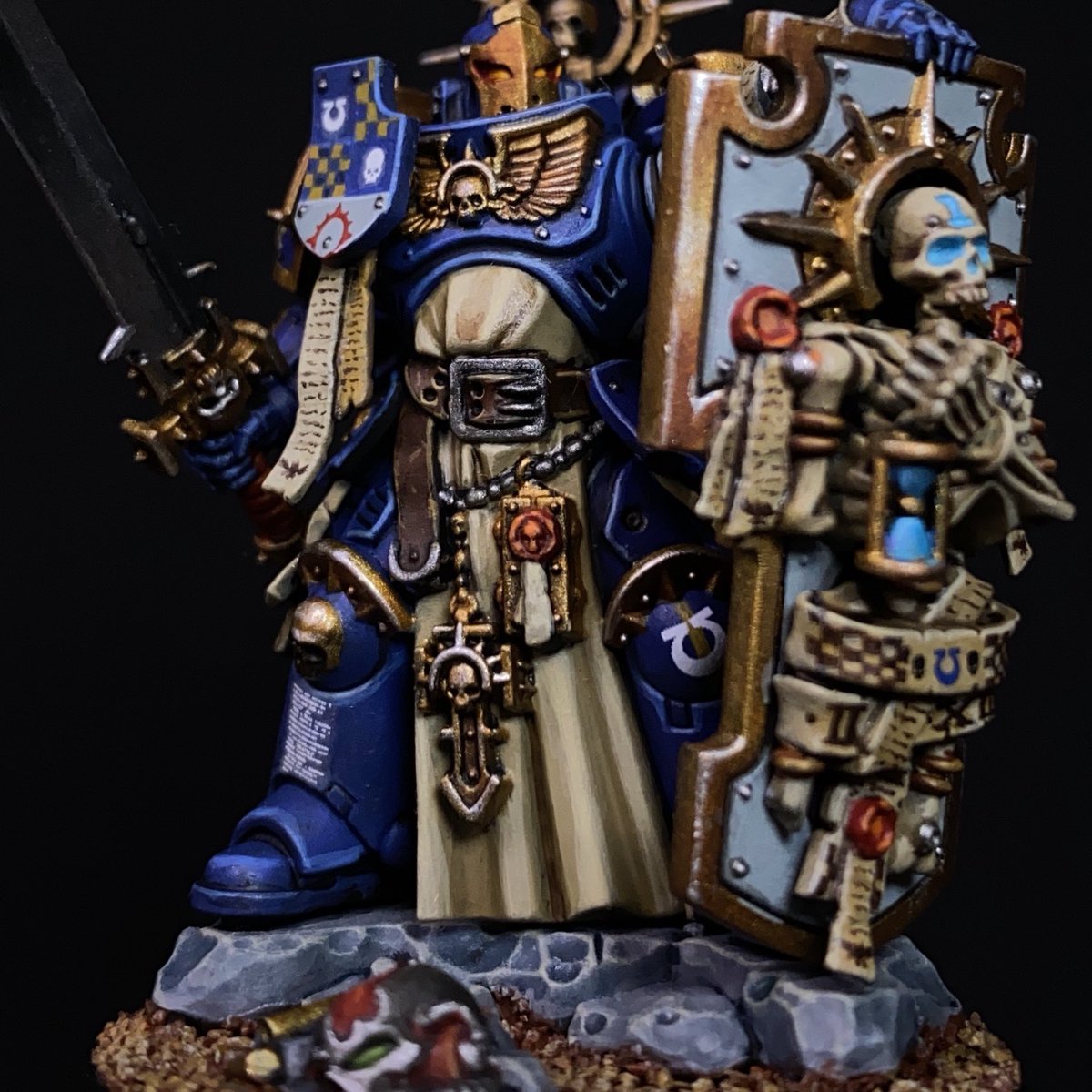 That’s it! I hope these would help you one way or the other. These models are too well scuplted by the Games Workshop team, and the best way to thank them is to paint them as good as we can! This is just the first model in the box set... more to come in this month